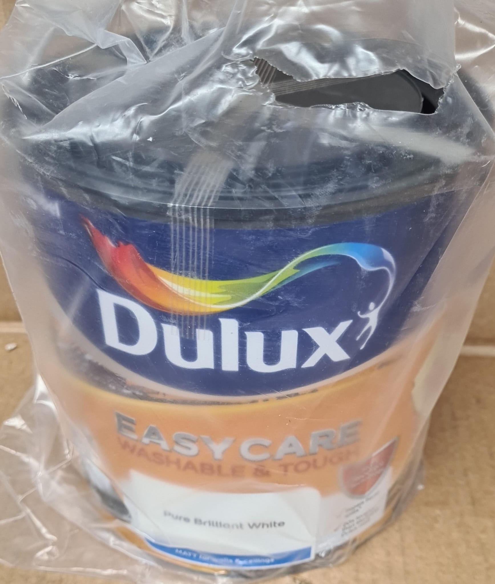 Dulux Easycare Pure brilliant white Matt Emulsion paint, 2.5L-4173