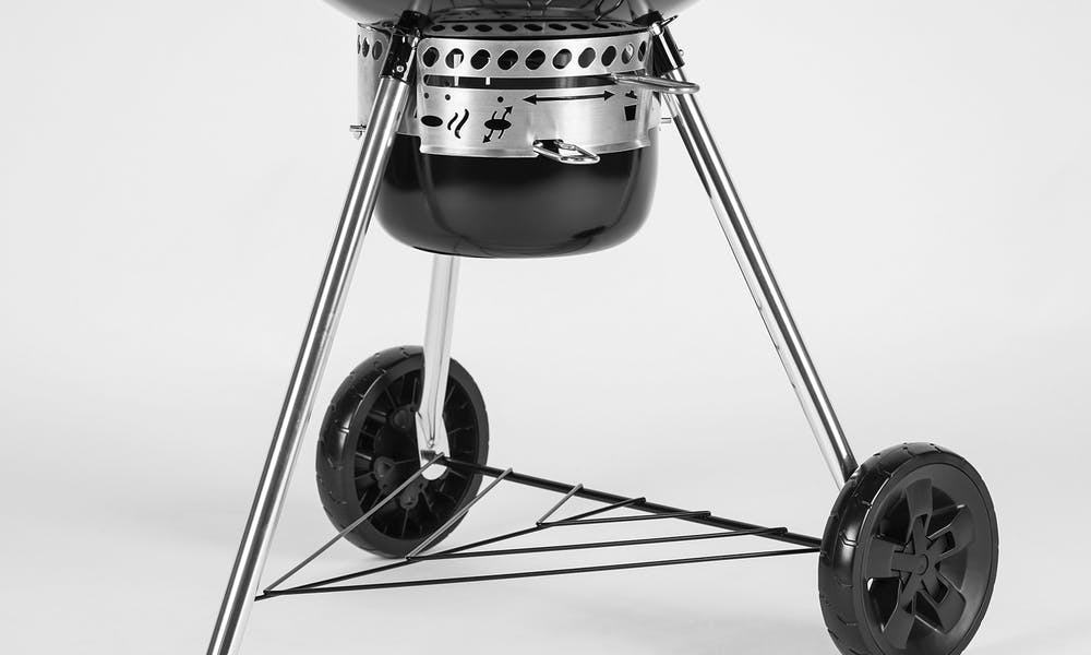 Weber Original E5730 Black Charcoal Barbecue 14201004, Trolley Grill X Display Cosmetic Marks 413D