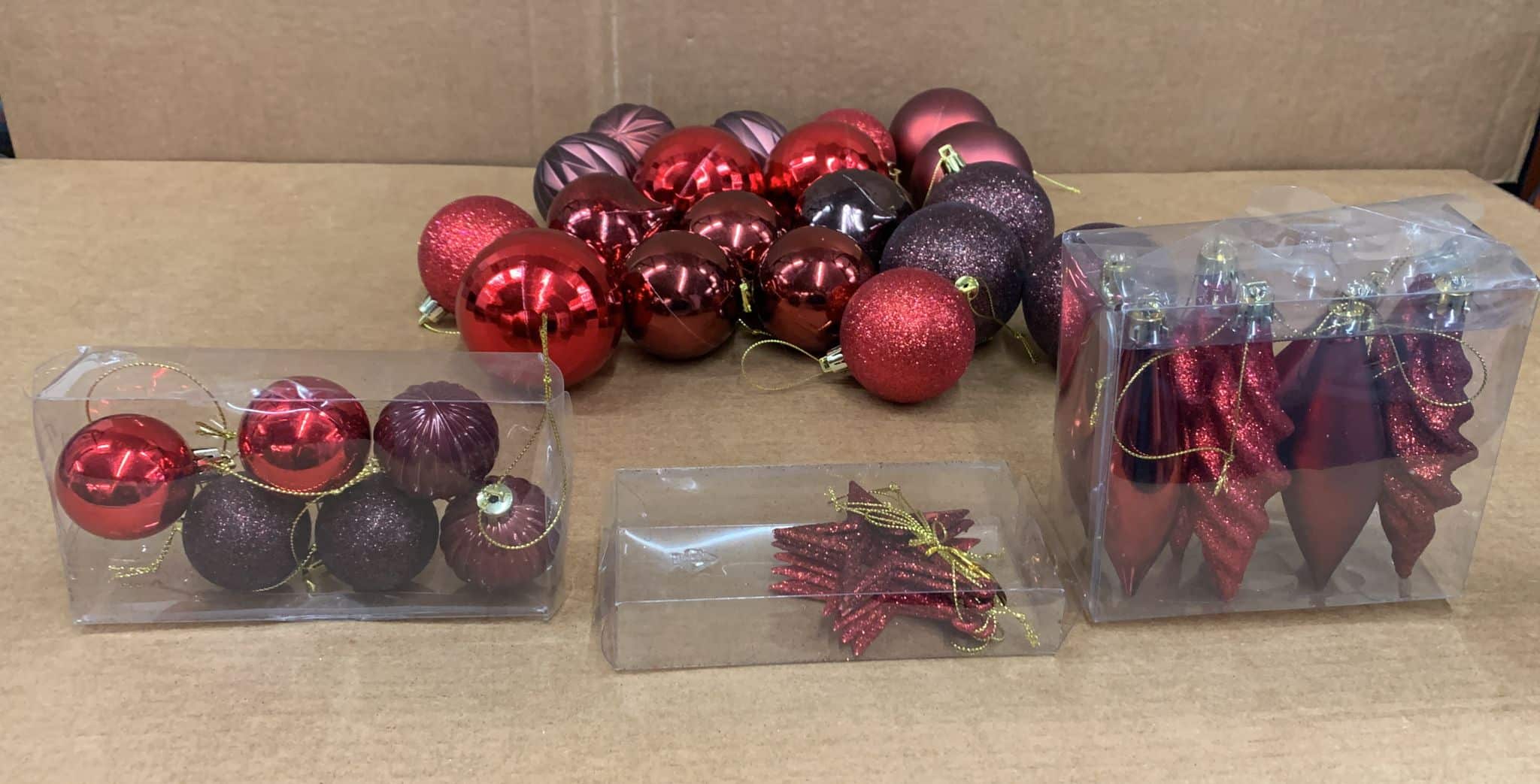 Assorted Red Bauble, Pack of 40 5962