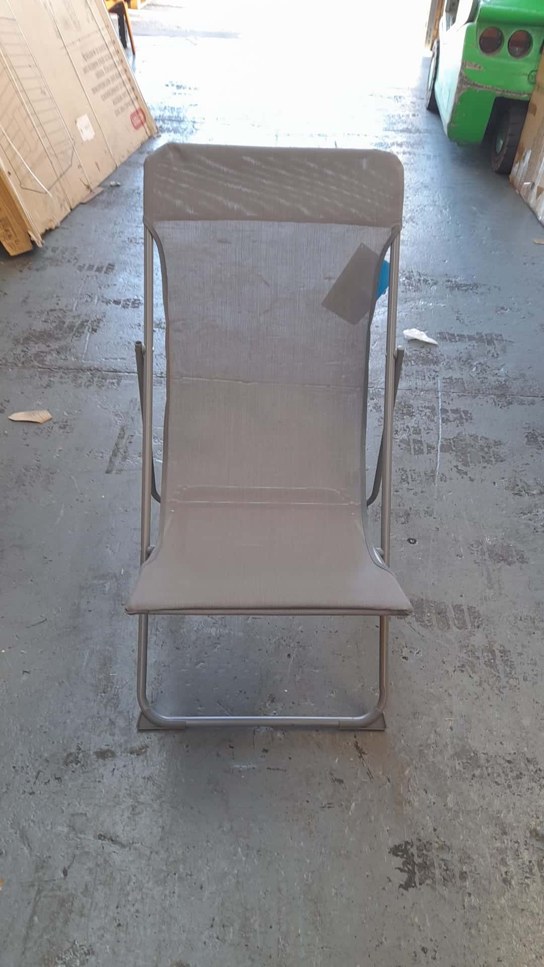 GoodHome Joline Steel grey Metal Foldable Deck Chair - Garden Chair 6998