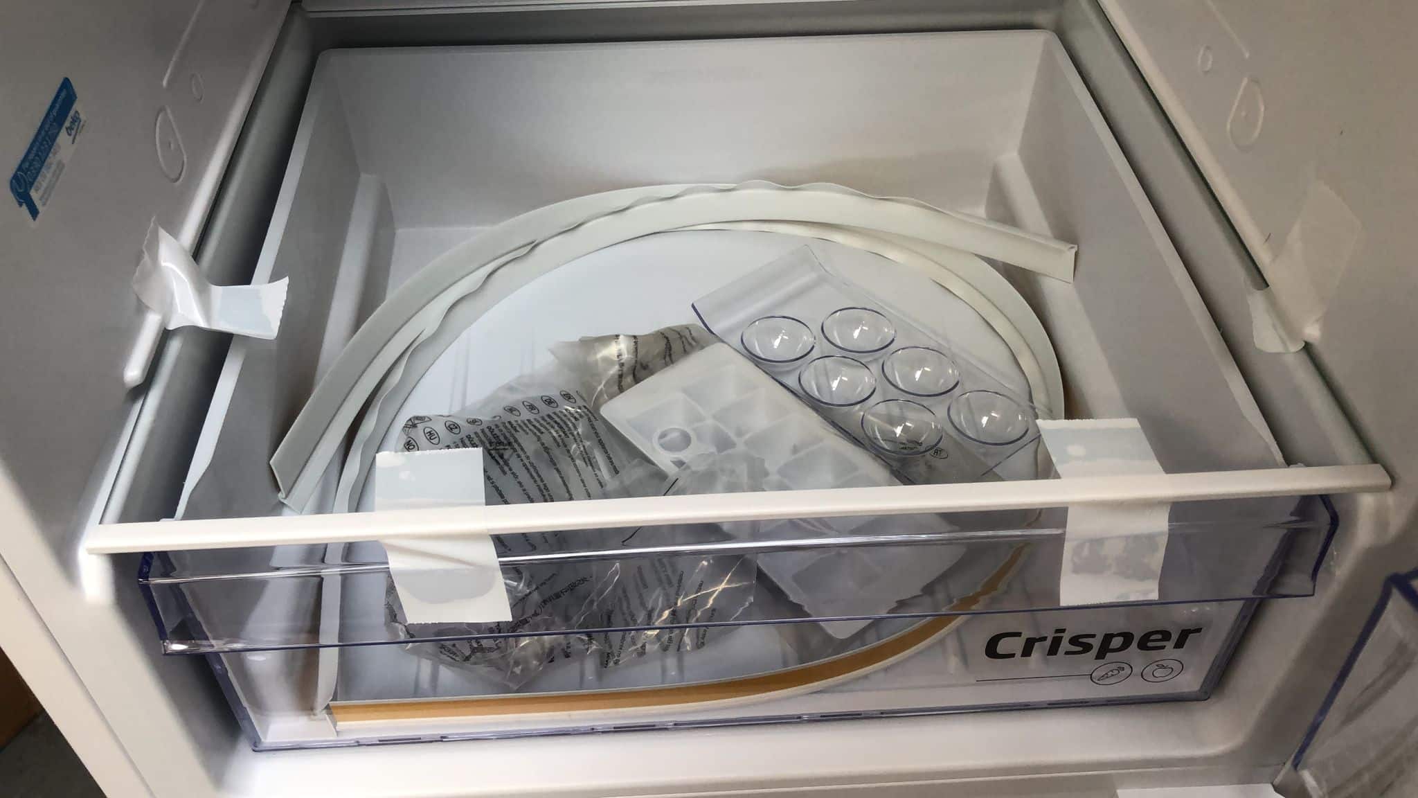 Beko Fridge freezer 70:30 Integrated Frost Free White-ICQFD373-Ex-Display-0901