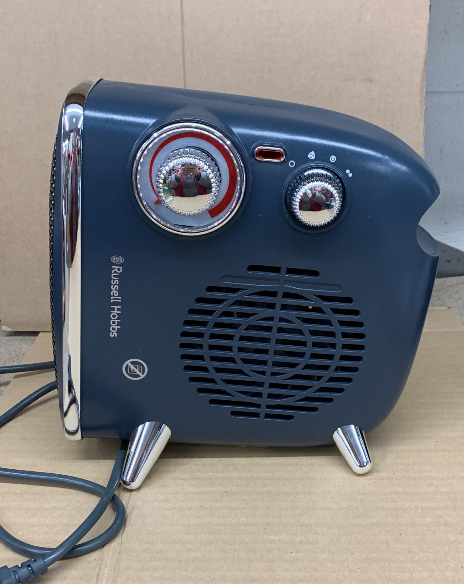 Russell Hobbs Electric Heater- 1800W/1.8KW-8980
