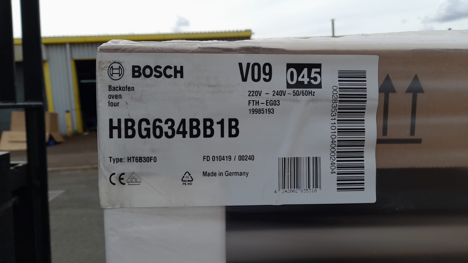 Bosch Serie 8 HBG634BB1B Integrated Single Multifunction Oven - Black -5422