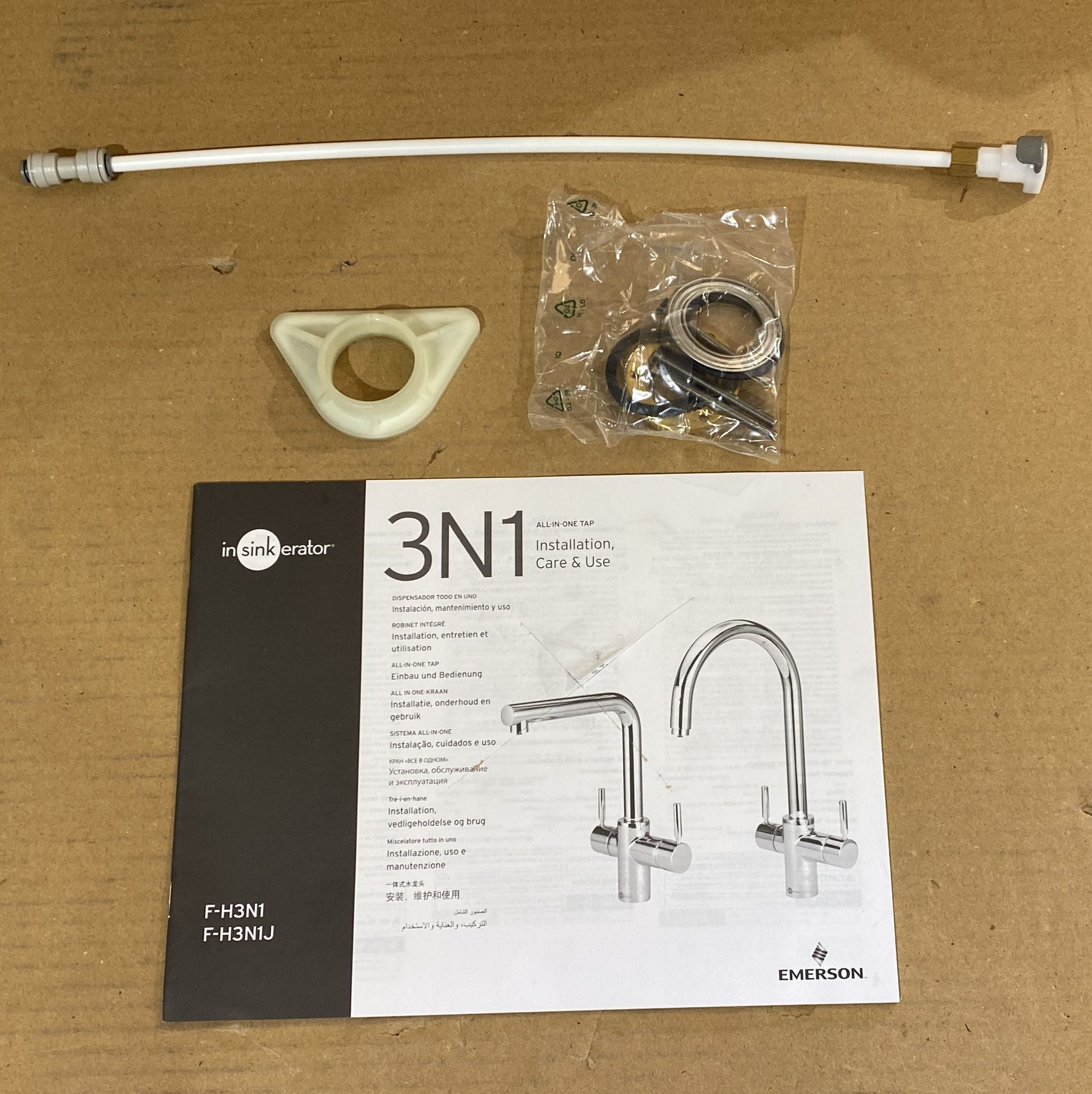 InSinkErator 3N1 Brushed Steel Filtered steaming hot & cold water tap & Neo Tank £300 reduction