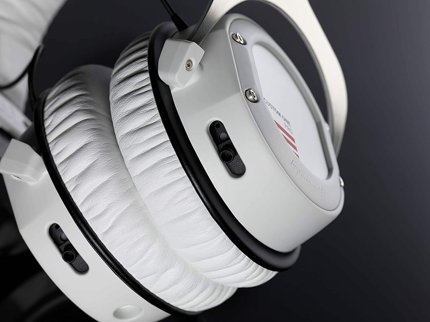 Beyerdynamic Custom One Pro Plus Headphone - White-New-9098