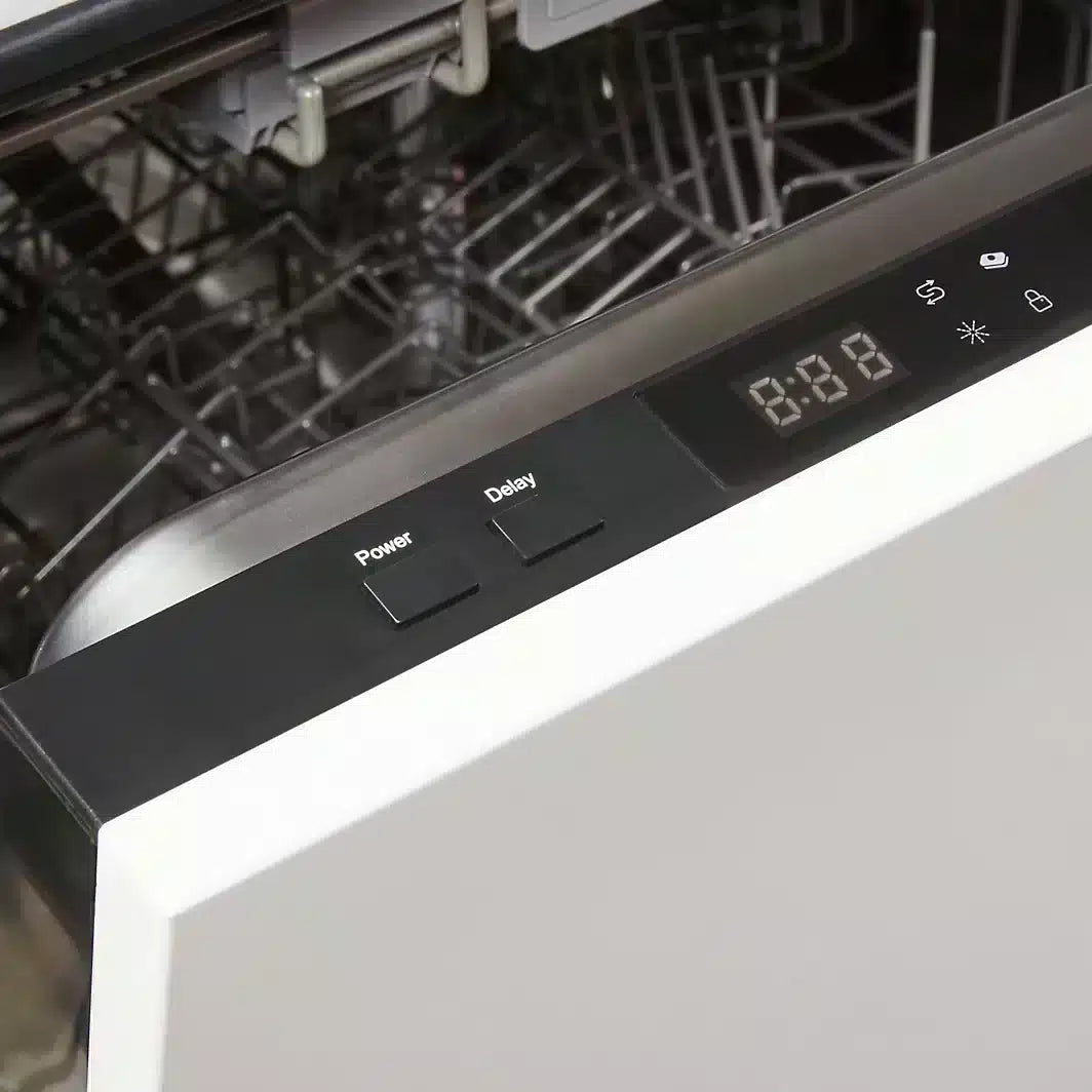 Cooke & Lewis CLFSDISH1UK Integrated Black Full size Dishwasher 6843