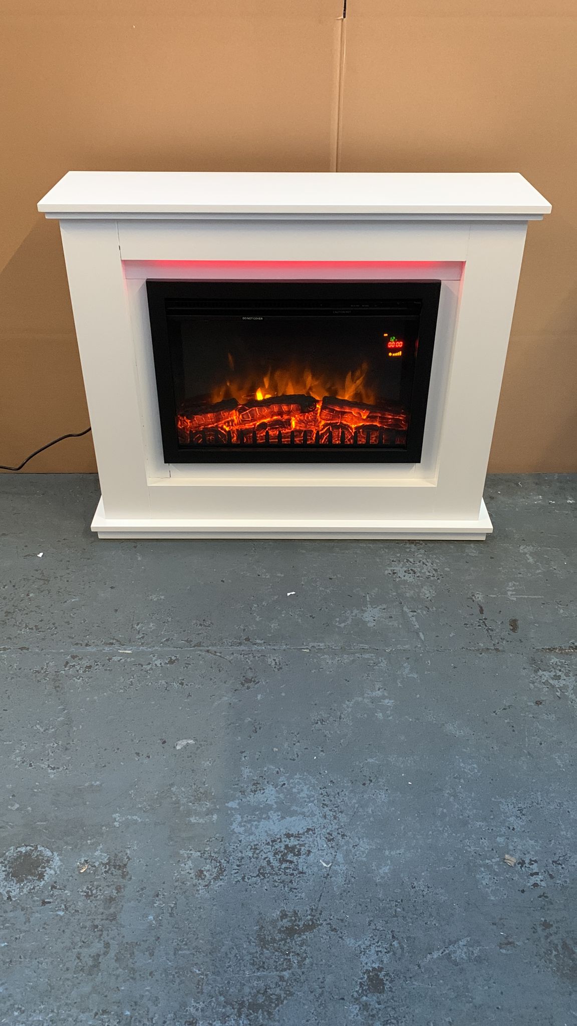 Focal Point Medford White Electric Fire suite 6018