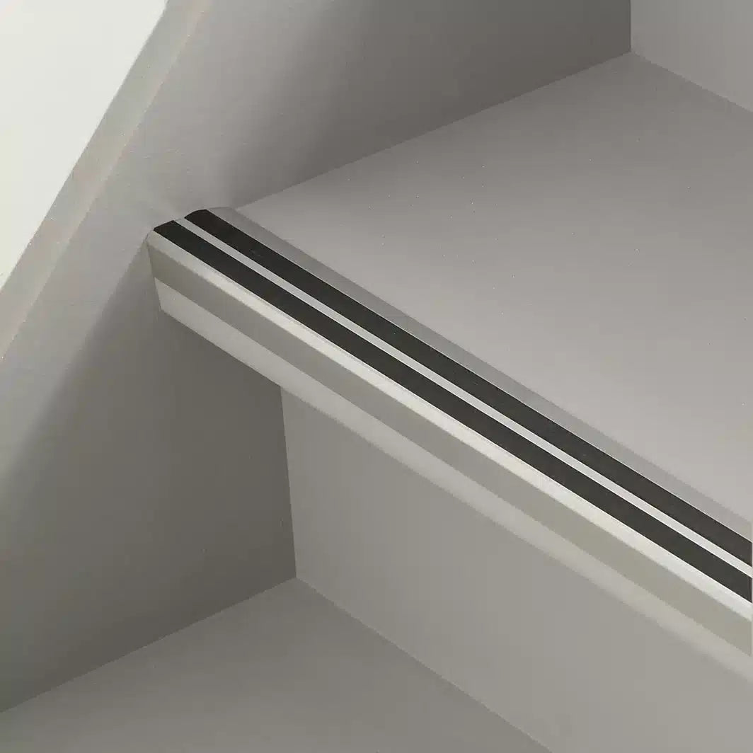 GoodHome Aluminium Anti-slip Step protector (L)900mm (W)40mm 8791