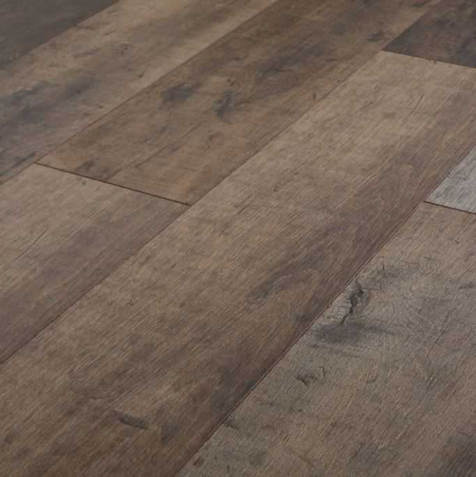 GoodHome Kirton Natural Oak effect Laminate Flooring, 2.13m² Pack of 8 - 6840