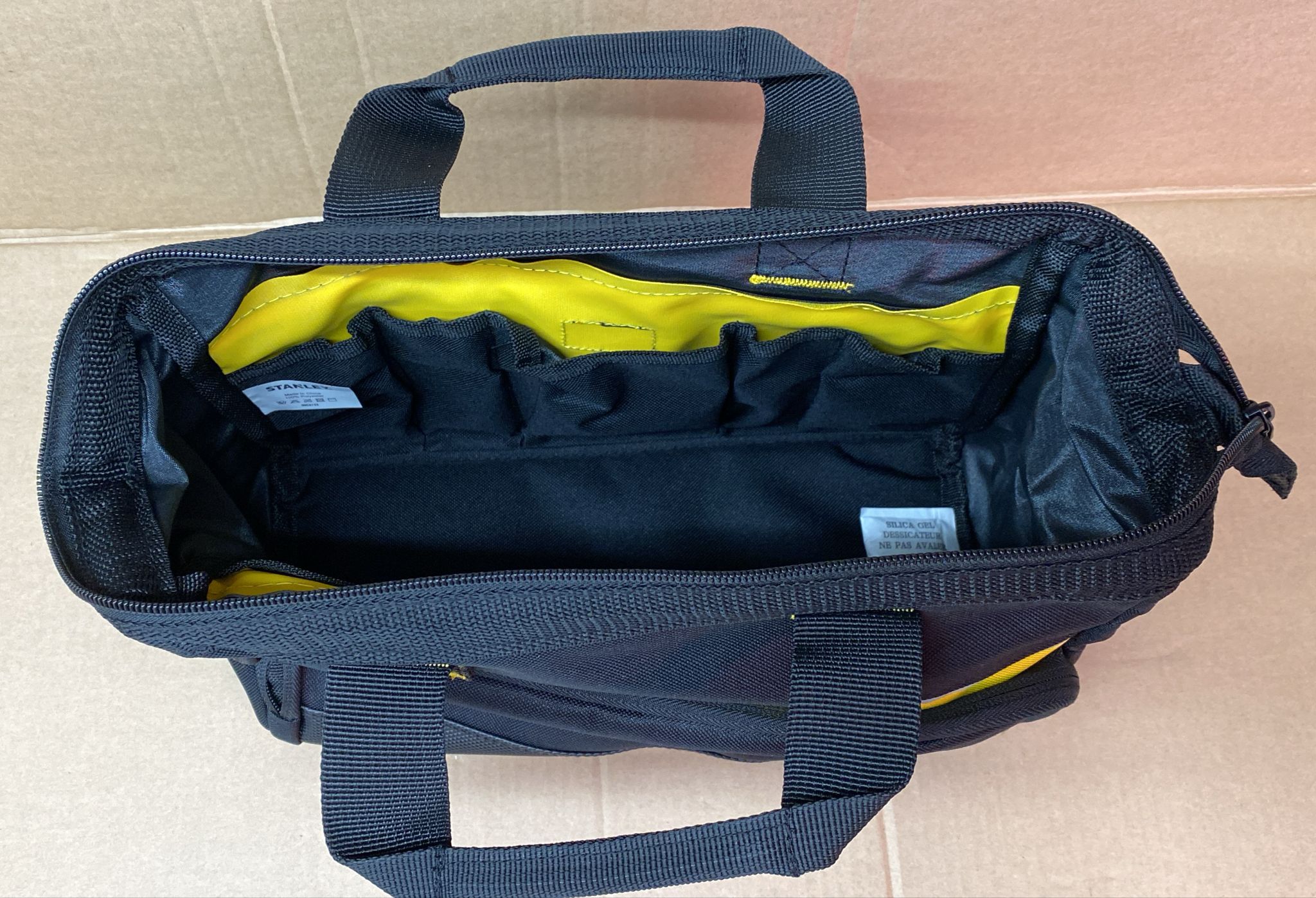 STANLEY Tool Bag 30 x 25 x 13 cm in Resistant 600 x 600 Denier 3301
