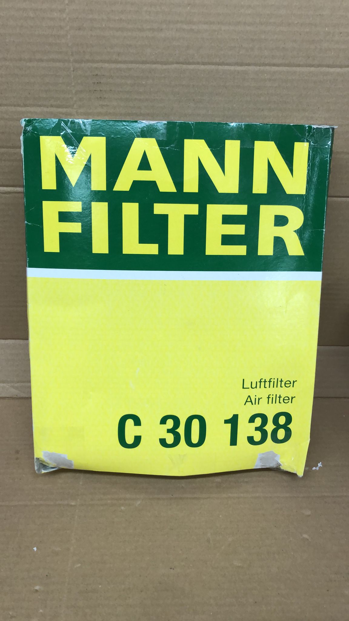 MANN-FILTER C 30 138 Air Filter-3902