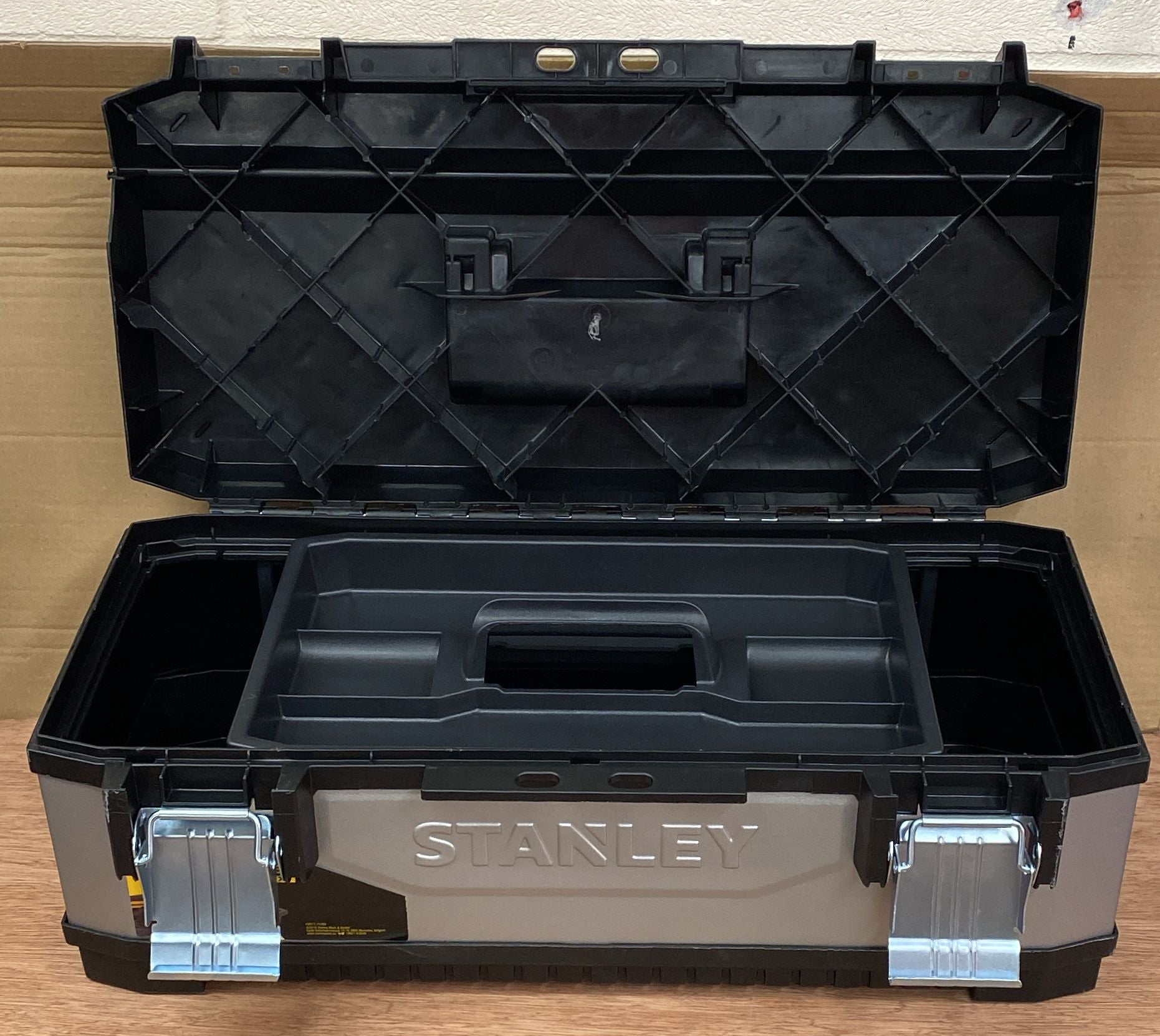 Stanley Metal & plastic Toolbox (L)584mm (H)222mm-7693
