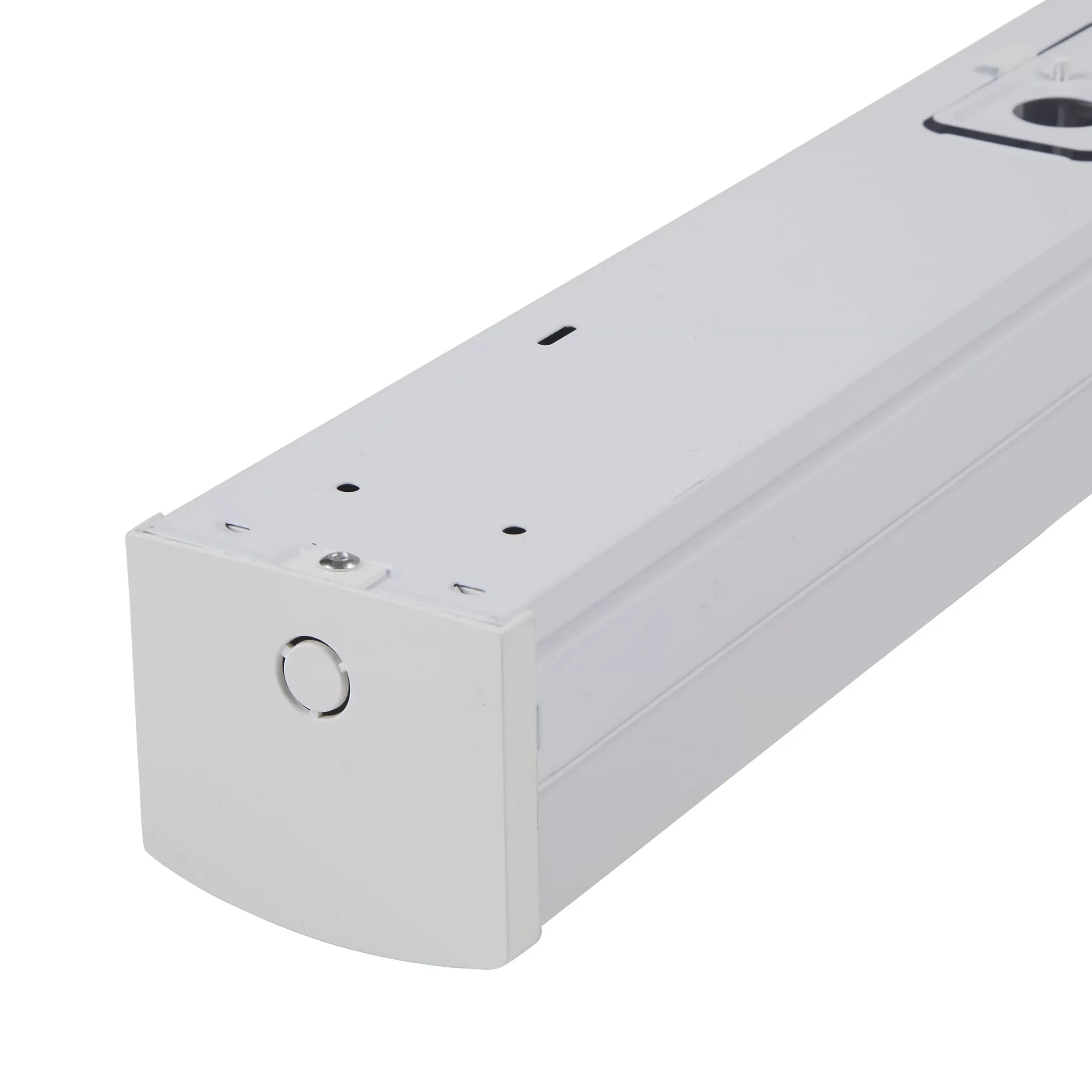 Colours Oxbo White Batten LED Ceiling light 22W 2160lm (L)0.6m 1143