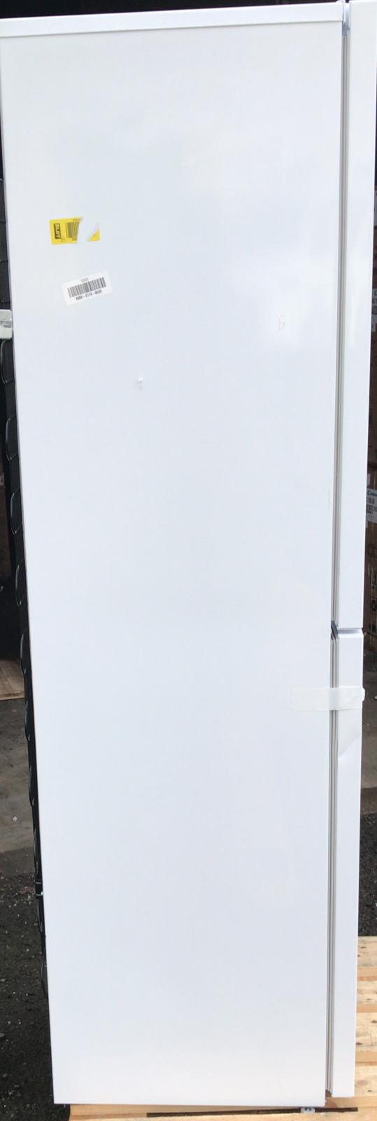 Beko Fridge freezer-Freestanding-White-CFG3582W- 1646
