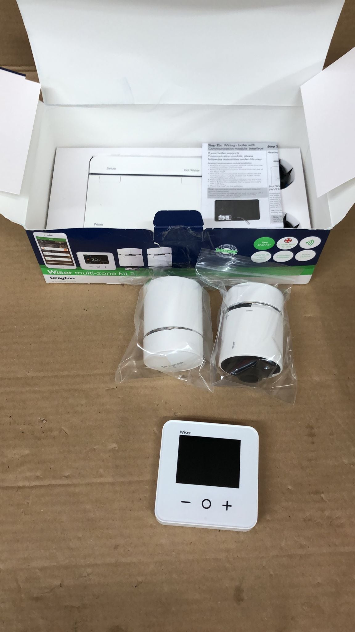 Drayton Wiser Multi-Zone Smart Thermostat and 2 Smart Radiator Thermostat Kit-2538