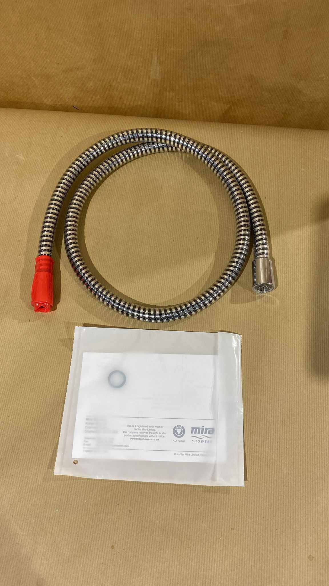 Mira Response Chrome effect Plastic Shower hose, (L)1.25m 1.1605.167 - 44904