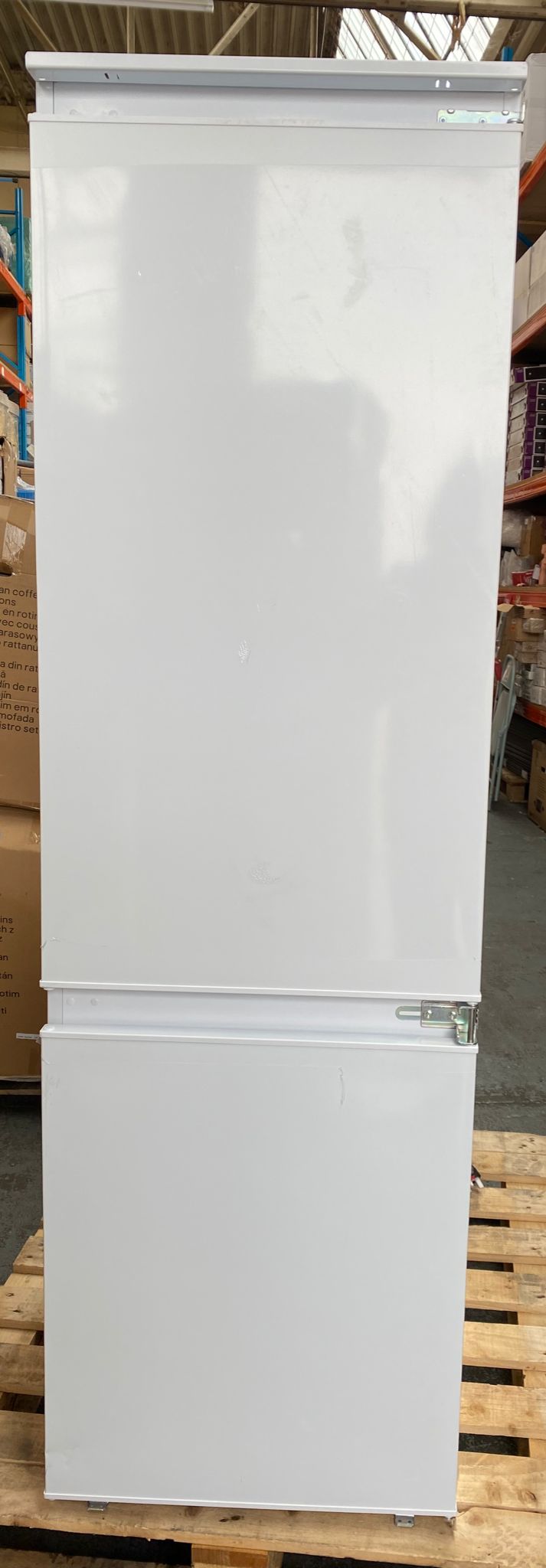 GoodHome Automatic defrost Fridge freezer Integrated-White-GHBI7030FFUK-7213