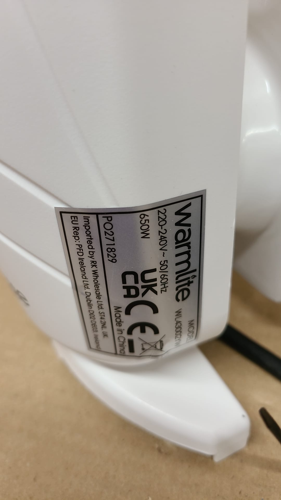 Warmlite WL43002YW 650 Watts 5 Fin Oil Filled Radiator-5190