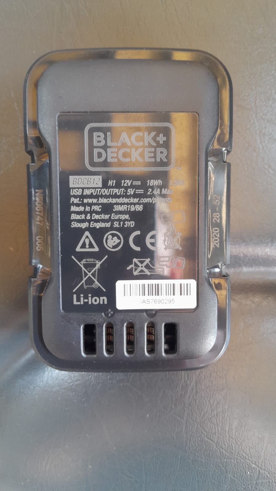 Black & Decker Bdchd12s1-Qw - 12v 1.5ah Cordless Hammer Drill With 2 Speeds In Soft Bag