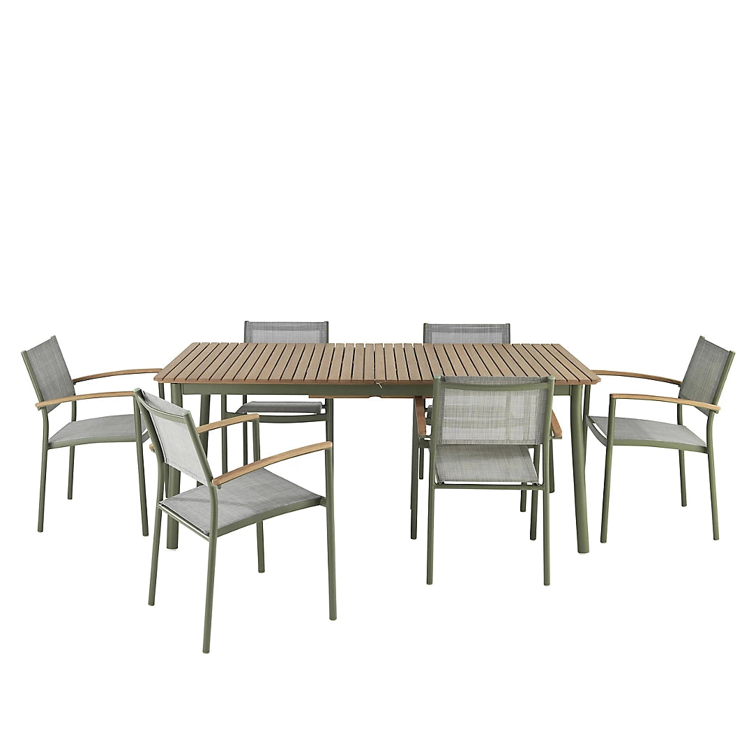 GoodHome Akoa Wooden 8 seater Extendable Garden Table with Cosmetics Marks 9256